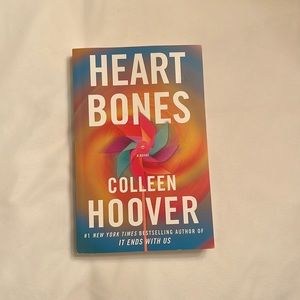 Heart Bones - Colleen Hoover